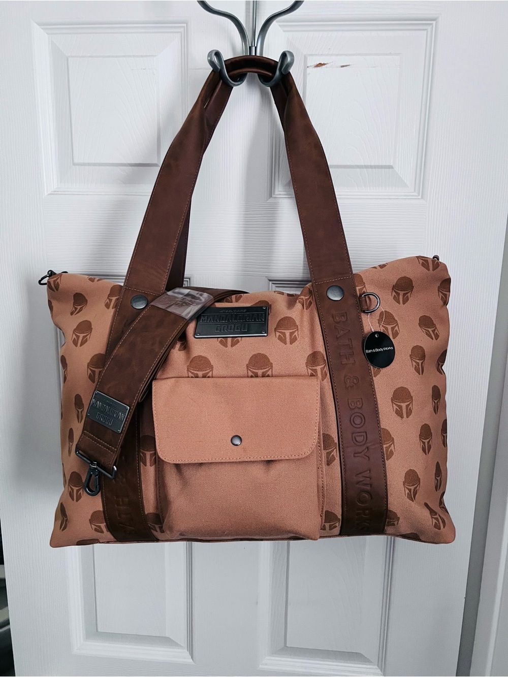 Bath & Body Works limited edition Mandalorian Brown Voyager Weekender Bag